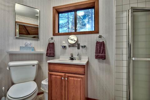 13656 Ski View Loop, Truckee, CA 96161 photo 19