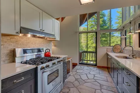 2217 Bear Falls Ln, Alpine Meadows, CA 96146 photo 5