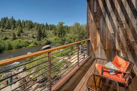10753 River St, Truckee, CA 96161 photo 14