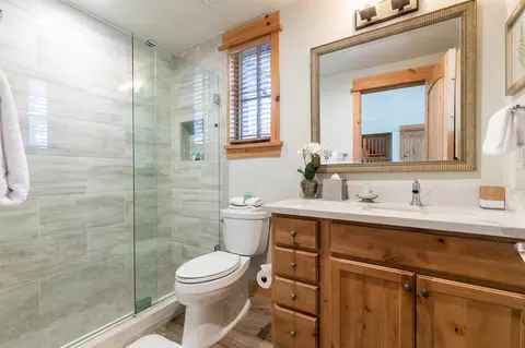 12157 Lookout Loop, Truckee, CA 96161 photo 19