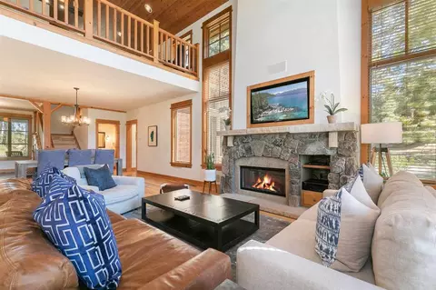 12157 Lookout Loop, Truckee, CA 96161 photo 5