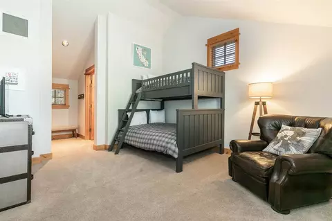12157 Lookout Loop, Truckee, CA 96161 photo 15