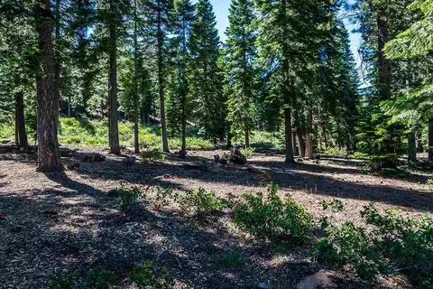 8324 Valhalla Dr, Truckee, CA 96161 photo 11
