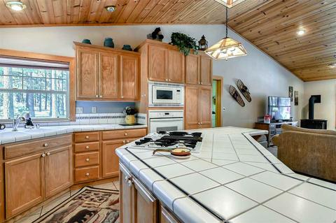 798 Goldridge Dr, Graeagle, CA 96103 photo 7