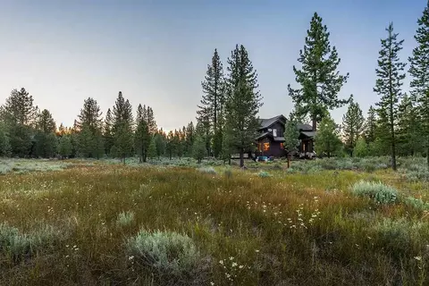 8440 Jake Teeter, Truckee, CA 96161 photo 2