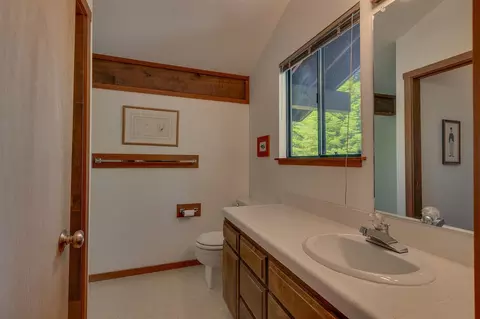 155 Basque, Truckee, CA 96161 photo 10