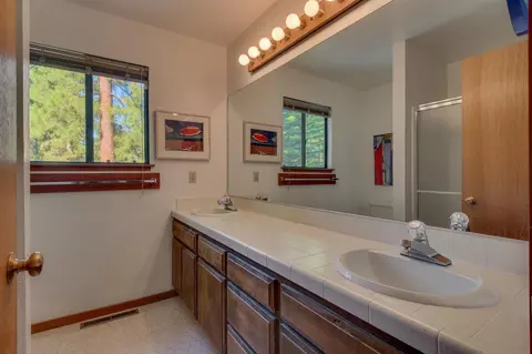 155 Basque, Truckee, CA 96161 photo 12