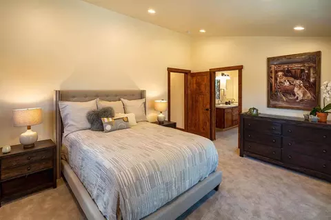 12024 Cavern Way, Truckee, CA 96161 photo 16
