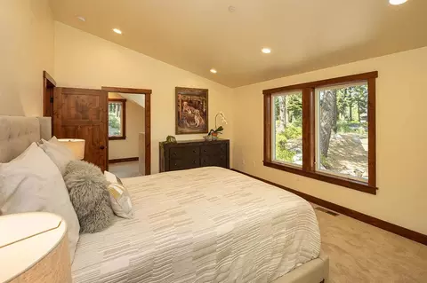 12024 Cavern Way, Truckee, CA 96161 photo 13