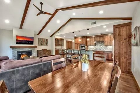 10175 Annies Loop, Truckee, CA 96161 photo 11