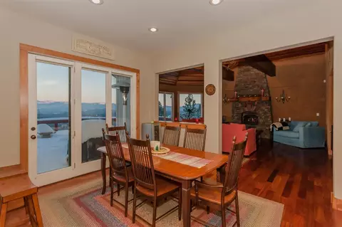 12895 Pinnacle Loop, Truckee, CA 96161 photo 4