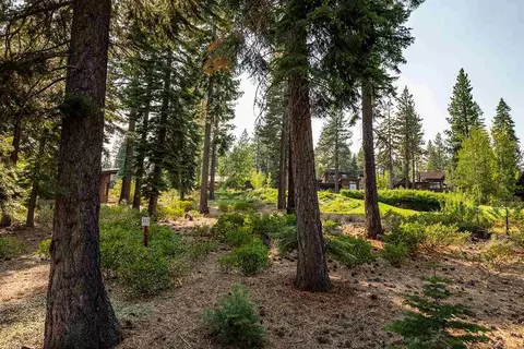 8740 Breakers Ct, Truckee, CA 96161 photo 2