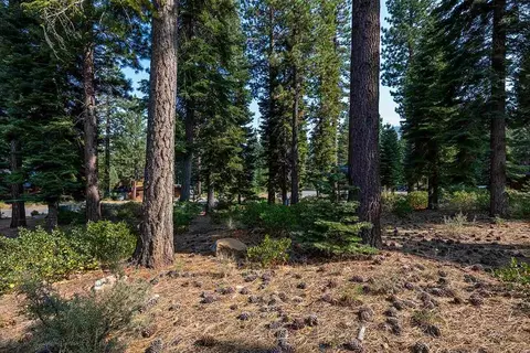 8740 Breakers Ct, Truckee, CA 96161 photo 8