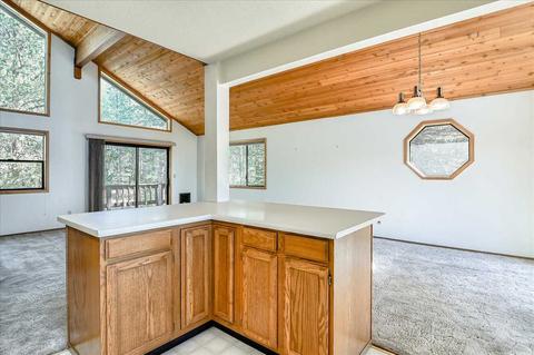 11675 Bennett Flat Rd, Truckee, CA 96161 photo 5