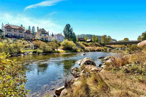 10061 E River St, Truckee, CA 96161 photo 4