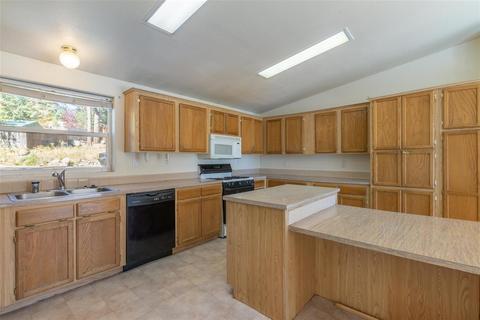 11599 E Ridge Rd, Truckee, CA 96161 photo 4
