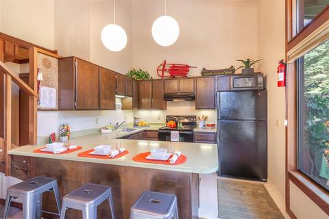 512 Wolf Tree, Truckee, CA 96161 photo 5