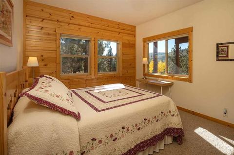 12545 Pinnacle Loop, Truckee, CA 96161 photo 16