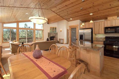 12545 Pinnacle Loop, Truckee, CA 96161 photo 9