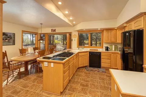 198 Meadow Ranch Rd, Calpine, CA 96124 photo 3