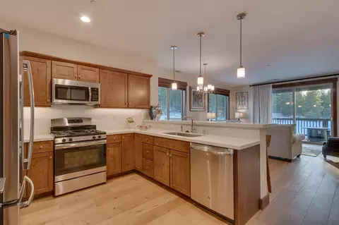 11651 Mcclintock Loop # 3, Truckee, CA 96161 photo 6