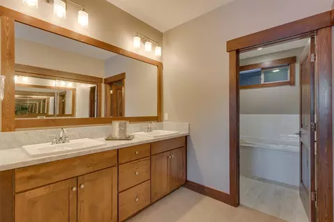 11651 Mcclintock Loop # 3, Truckee, CA 96161 photo 9