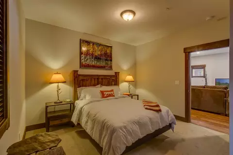 11665 Mcclintock Loop # 3, Truckee, CA 96161 photo 9