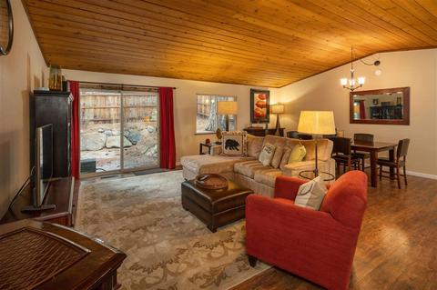 12093 Pine Forest Rd, Truckee, CA 96161 photo 2