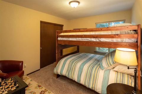 12093 Pine Forest Rd, Truckee, CA 96161 photo 10
