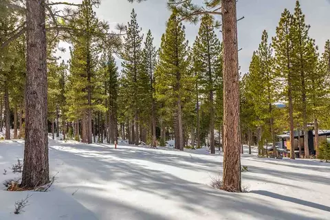 9507 Cloudcroft Ct, Truckee, CA 96161 photo 5