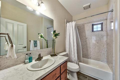 10240 Fall Ct, Truckee, CA 96161 photo 12