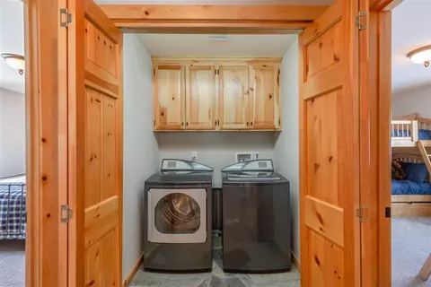 12480 Pinnacle Loop, Truckee, CA 96161 photo 18