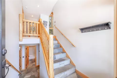12480 Pinnacle Loop, Truckee, CA 96161 photo 3