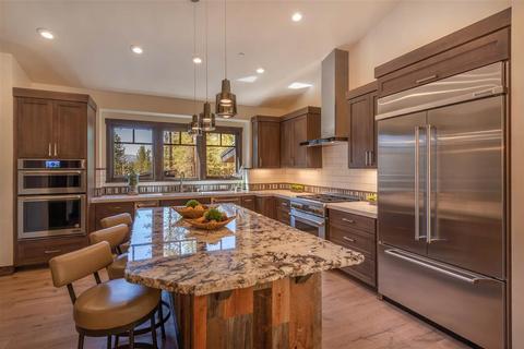 11490 Bottcher Loop, Truckee, CA 96161 photo 13