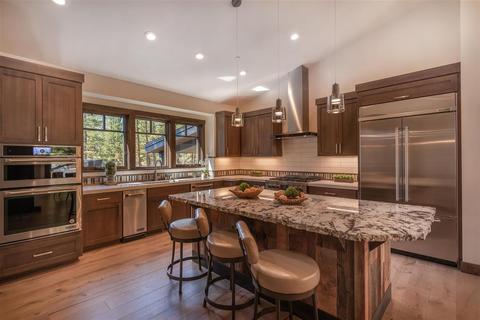 11490 Bottcher Loop, Truckee, CA 96161 photo 14
