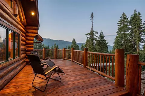13787 Pathway Ave, Truckee, CA 96161 photo 4