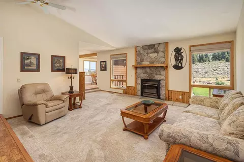 138 Smithneck Rd, Loyalton, CA 96118 photo 2