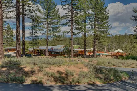 11670 Bottcher Loop, Truckee, CA 96161 photo 8