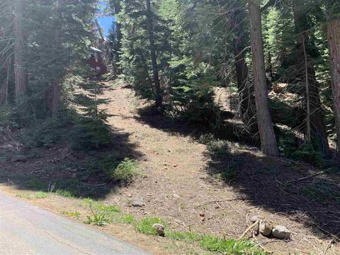 10792 Pine Cone Rd, Truckee, CA 96161 photo 3