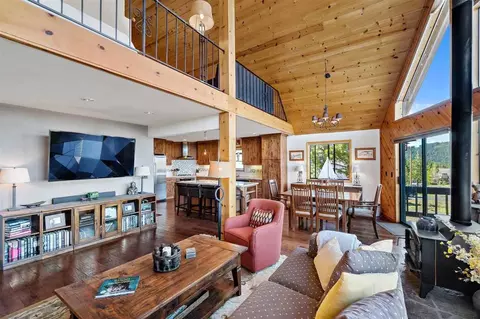 13034 Pinnacle Loop, Truckee, CA 96161 photo 5