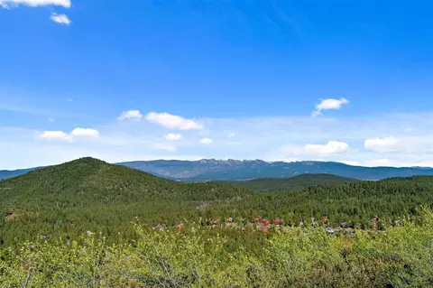 13034 Pinnacle Loop, Truckee, CA 96161 photo 2