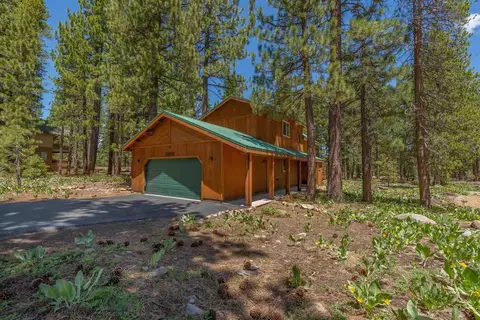 13730 Skiview Loop, Truckee, CA 96161 photo 1