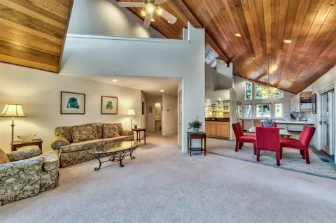 13004 Skiview Loop, Truckee, CA 96161 photo 9
