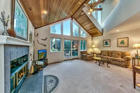 13004 Skiview Loop, Truckee, CA 96161 photo 6