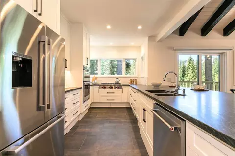 124 Hidden Lake Loop, Olympic Valley, CA 94109 photo 7