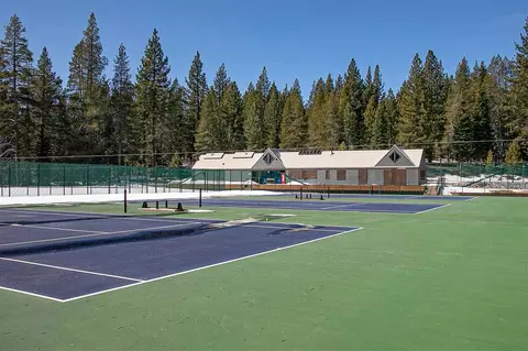 12866 Skiview Loop, Truckee, CA 96161 photo 16