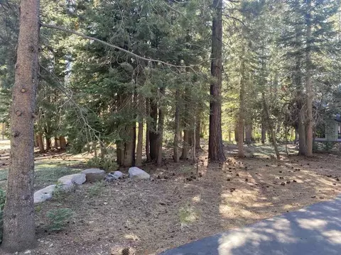 12866 Skiview Loop, Truckee, CA 96161 photo 5