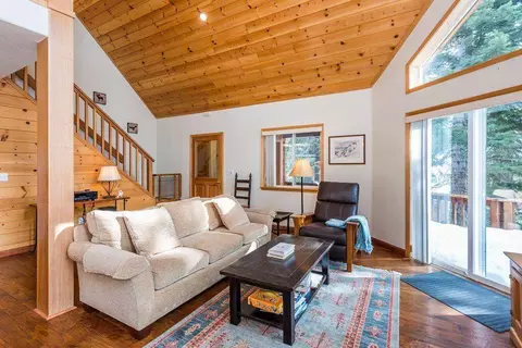 13549 Skiview Loop, Truckee, CA 96161 photo 4