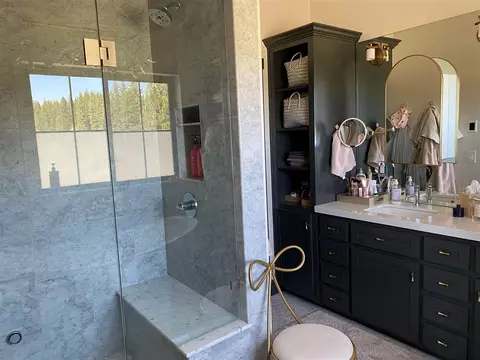 11374 Saddleback Dr, Truckee, CA 96161 photo 7
