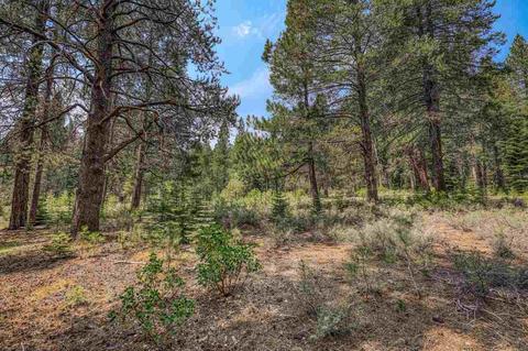11841 Bottcher Loop, Truckee, CA 96161 photo 2